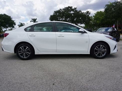 Used 2024 Kia Forte LXS FWD image 19