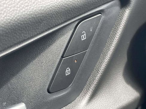 New 2026 Chevrolet Equinox LT w/ Convenience Package II image 20