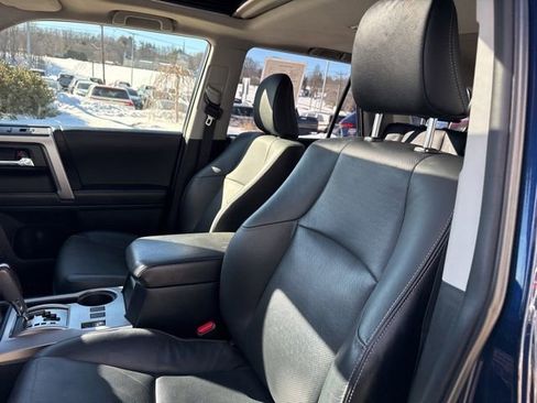 Used 2023 Toyota 4Runner Limited image 23
