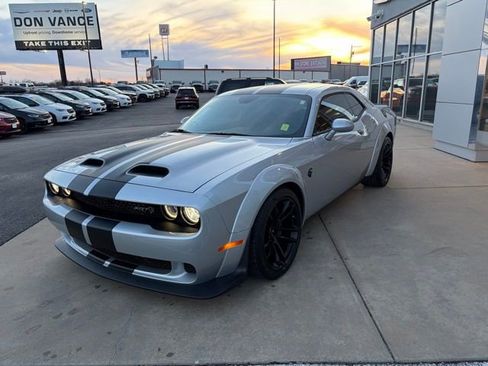 Used 2020 Dodge Challenger SRT Hellcat Redeye image 2