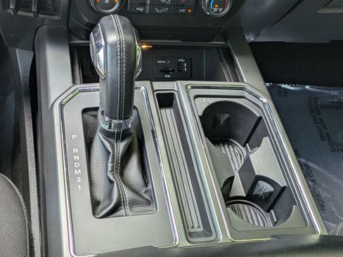 Used 2015 Ford F150 XLT w/ Equipment Group 302A Luxury RWD image 21
