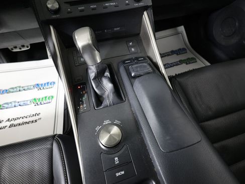 Used 2015 Lexus IS 250 image 38