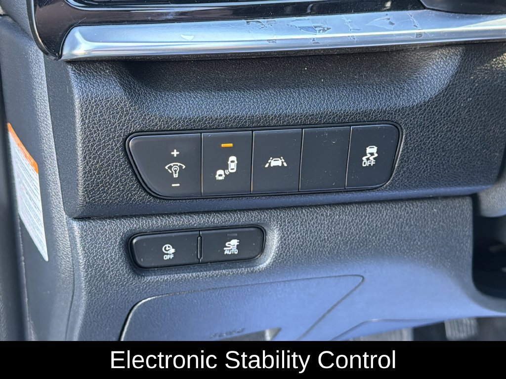 Used 2022 Kia Niro EX w/ Cold Weather Package FWD image 12