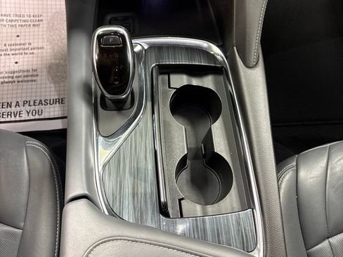 Used 2021 Buick Enclave Essence w/ Sound and Sites Package FWD image 13