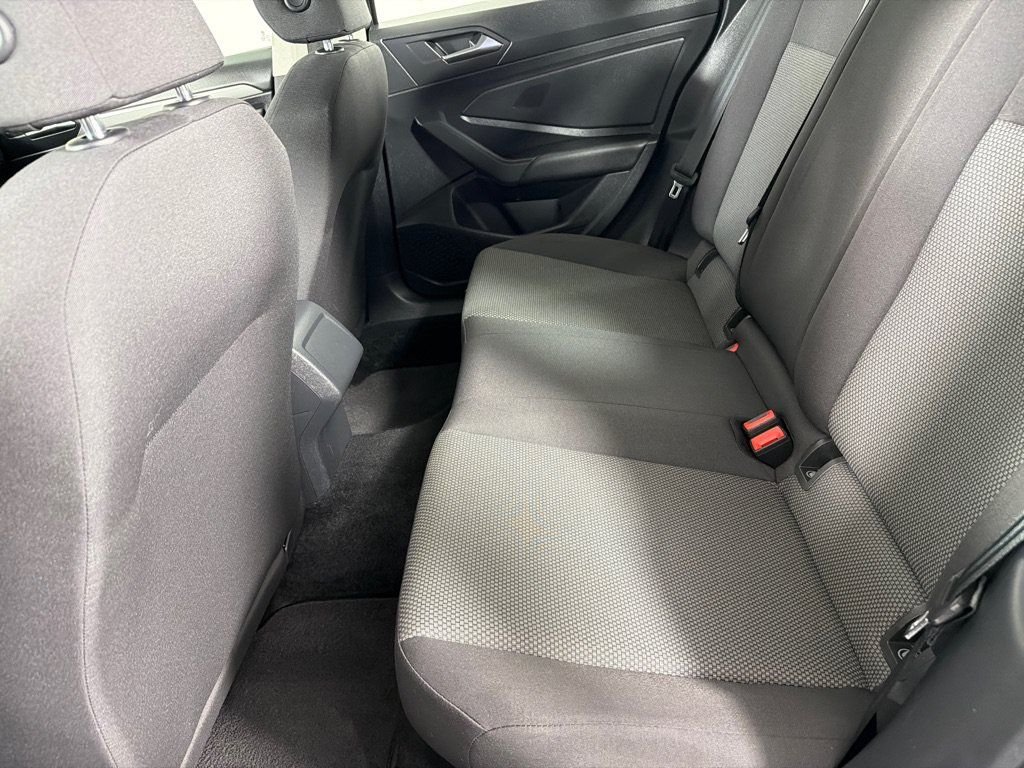 Used 2020 Volkswagen Jetta FWD image 18