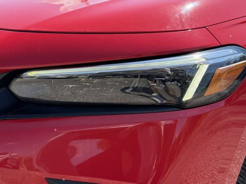Used 2022 Honda Civic Sport Touring image 9