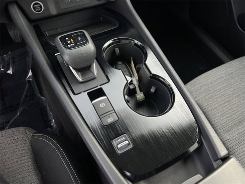 Certified 2023 Nissan Rogue SV image 17