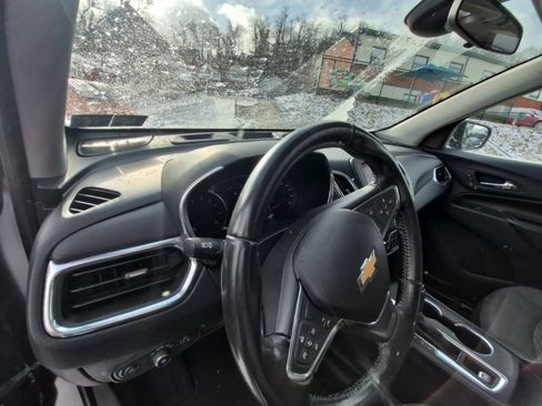 Used 2020 Chevrolet Equinox LT image 10