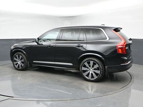 Used 2023 Volvo XC90 B6 Ultimate w/ Protection Package AWD/4WD image 7