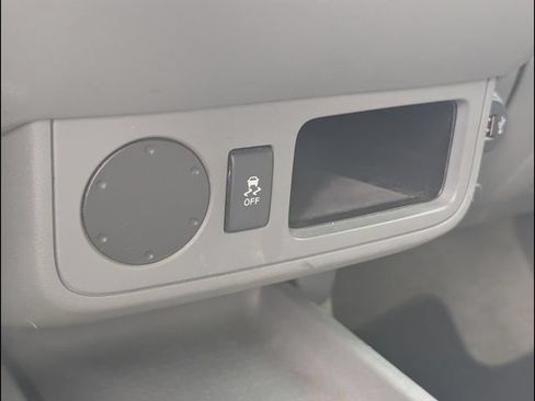 Used 2017 Nissan Frontier S RWD image 15