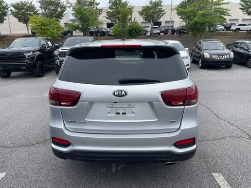 Used 2019 Kia Sorento L FWD image 3