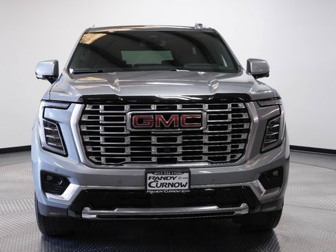 Used 2025 GMC Yukon Denali AWD/4WD image 2