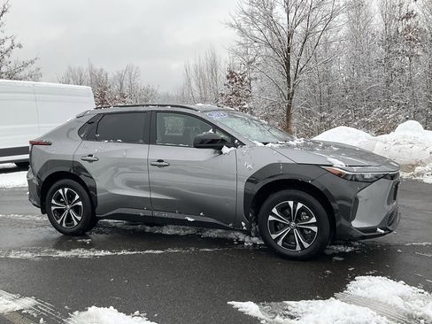 Used 2024 Toyota bZ4X XLE image 1