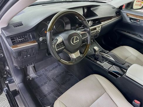Used 2016 Lexus ES 350 image 19