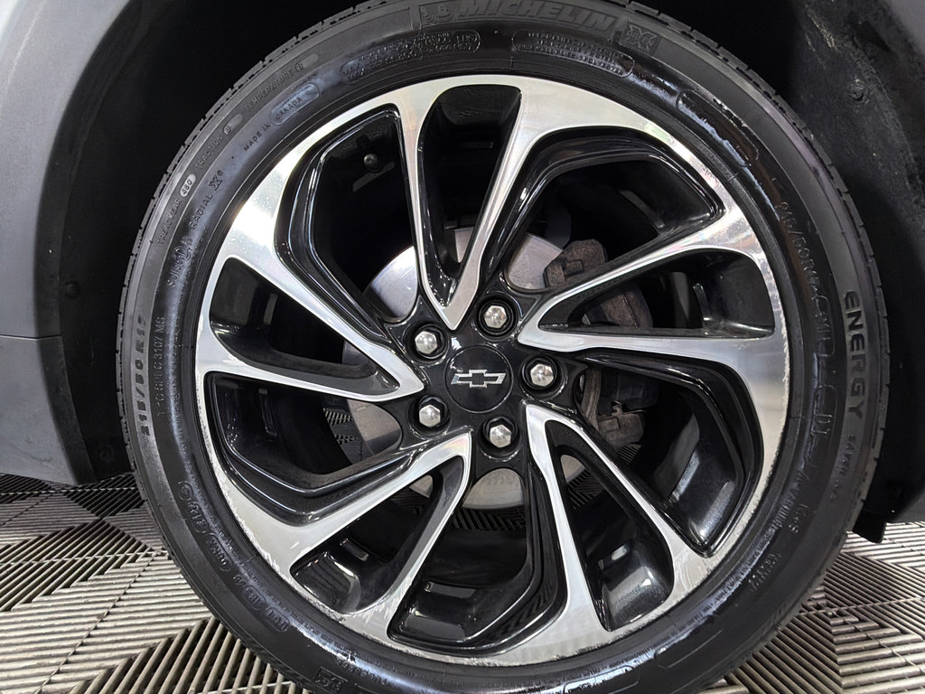 Certified 2023 Chevrolet Bolt EUV Premier FWD image 37