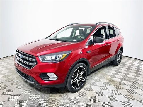 Used 2019 Ford Escape SEL image 7
