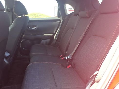 Used 2025 Honda HR-V Sport image 12