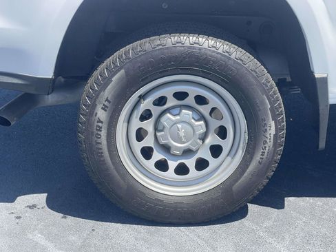 Used 2023 Chevrolet Colorado W/T RWD image 7