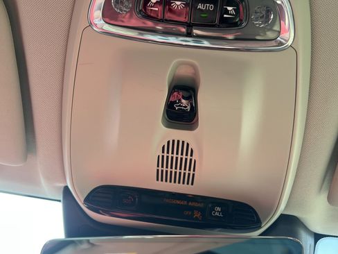 Used 2019 Volvo XC60 T6 Inscription image 22