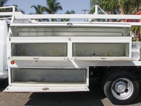 Used 2021 RAM 5500 Tradesman image 6