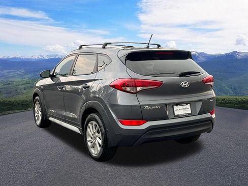 Used 2017 Hyundai Tucson SE w/ SE Popular Package 02 AWD/4WD image 3