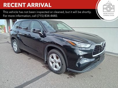 Used 2023 Toyota Highlander LE