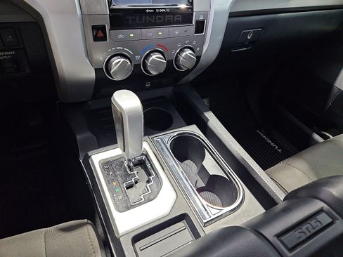 Used 2018 Toyota Tundra SR5 w/ SR5 Upgrade Package RWD image 22