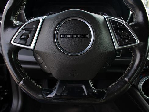 Used 2016 Chevrolet Camaro LT image 17