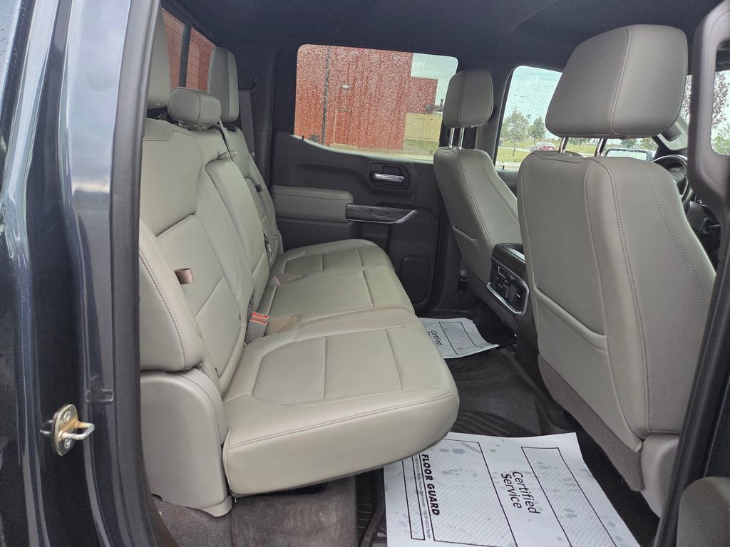 Used 2020 Chevrolet Silverado 1500 LTZ AWD/4WD image 32