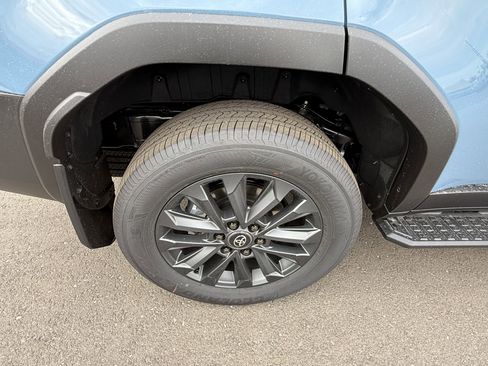 New 2026 Toyota Land Cruiser image 7