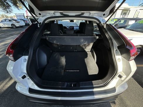 Used 2022 Mitsubishi Eclipse Cross LE image 22