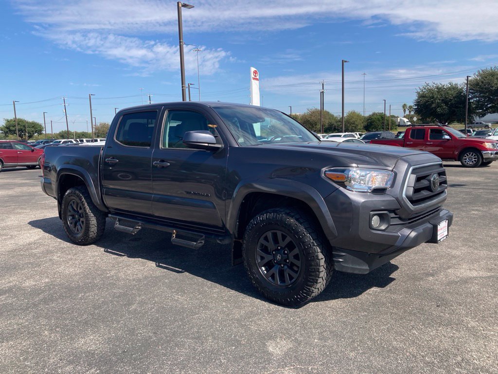 Used 2023 Toyota Tacoma SR5 RWD image 3