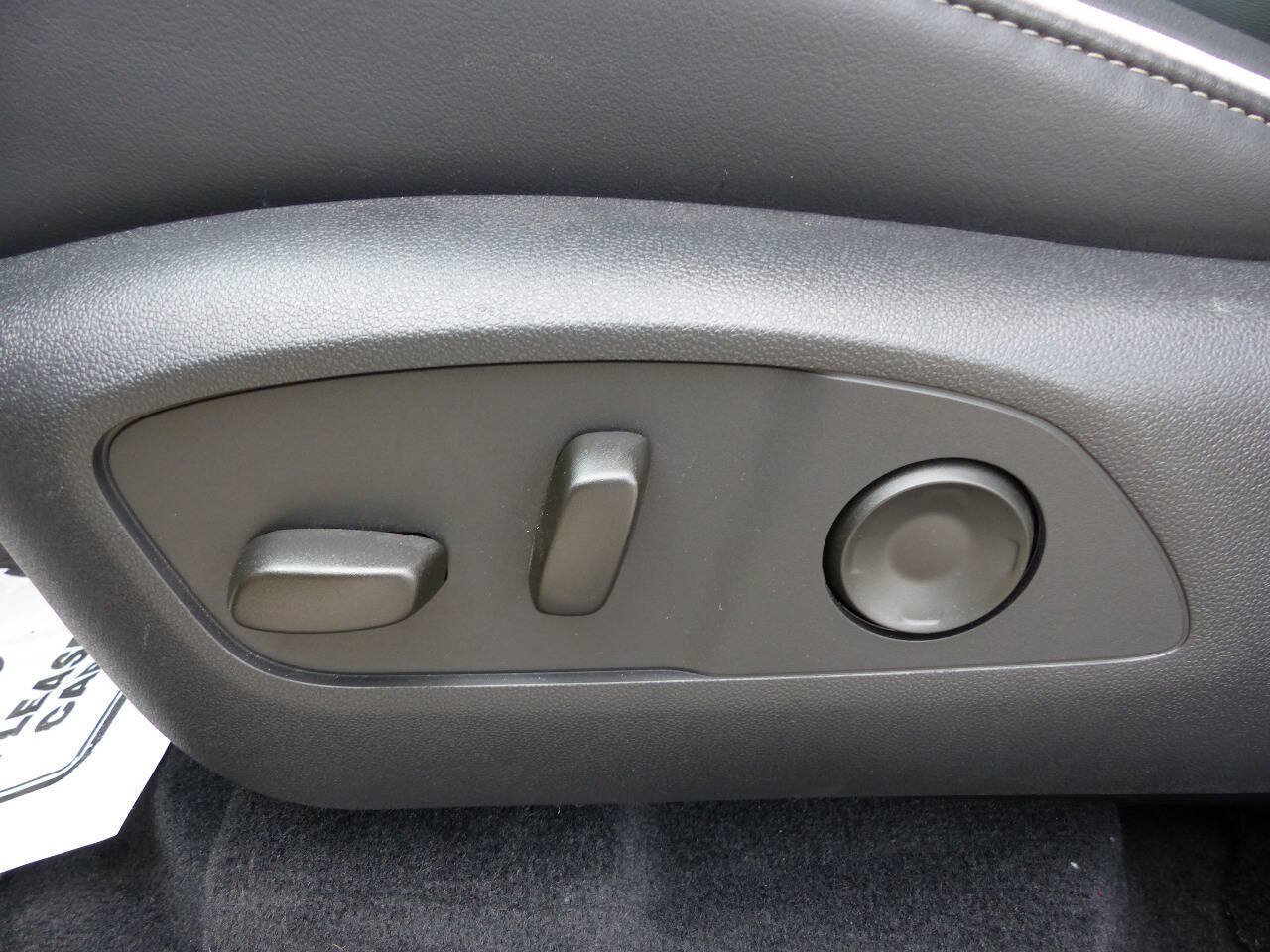 Used 2026 Buick Enclave Preferred w/ LPO, Floor Liner Package FWD image 28