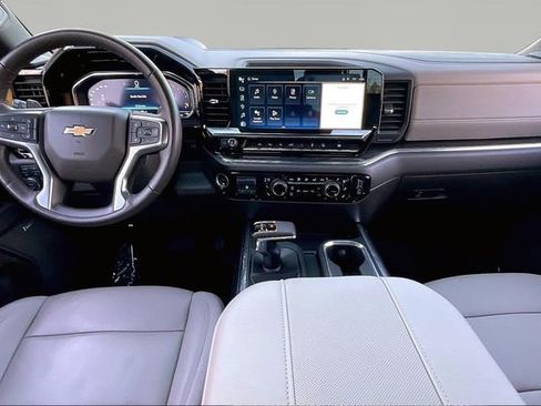 Used 2023 Chevrolet Silverado 1500 LTZ w/ Technology Package image 7