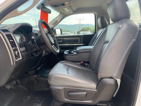 Used 2020 RAM 1500 Tradesman w/ Power & Remote Entry Group AWD/4WD image 9