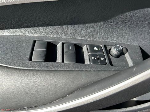 Certified 2025 Toyota Corolla SE image 16