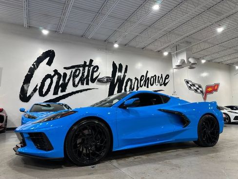 Used 2021 Chevrolet Corvette Stingray Preferred Cpe w/ Z51 Performance Package RWD image 18