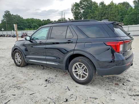 Used 2025 Ford Explorer Active w/ Active Comfort Package RWD image 4