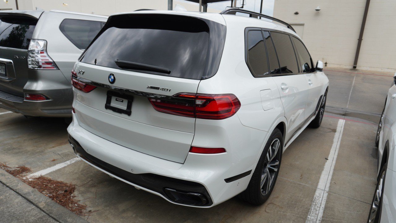Used 2022 BMW X7 xDrive40i w/ M Sport Package AWD/4WD image 6