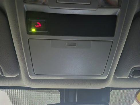 Certified 2021 Toyota Tacoma SR5 image 37