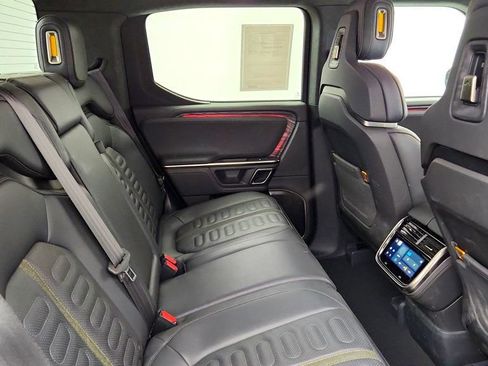 Used 2022 Rivian R1T Adventure AWD/4WD image 24