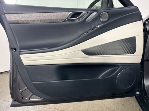 Used 2024 Genesis G80 image 19