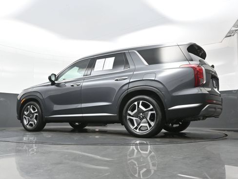 Certified 2023 Hyundai Palisade SEL w/ Winter Package AWD/4WD image 30
