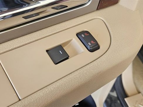 Used 2013 Ford F150 King Ranch w/ King Ranch Luxury Pkg image 16