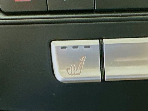 Certified 2018 Mercedes-Benz GLE 350 4MATIC image 19