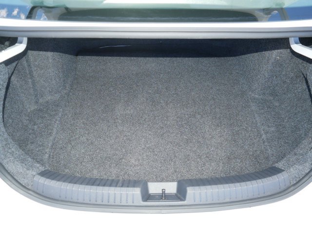 Certified 2023 Volkswagen Jetta S FWD image 18