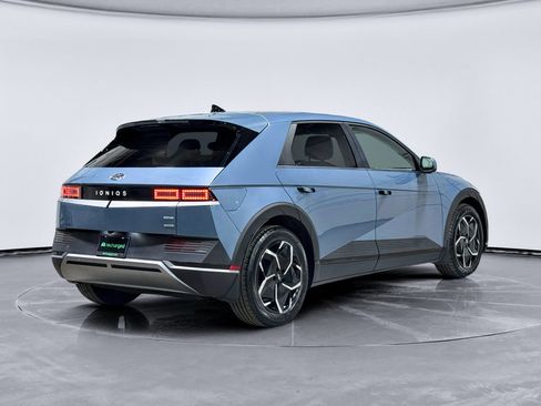 Used 2023 Hyundai Ioniq 5 SEL image 3