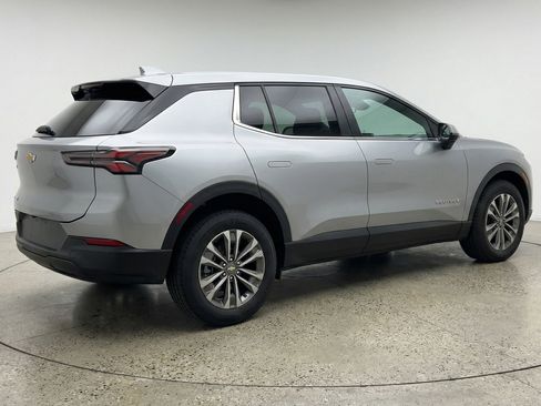 Used 2025 Chevrolet Equinox LT image 9