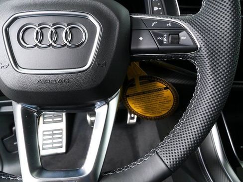 New 2026 Audi SQ8 Prestige image 11