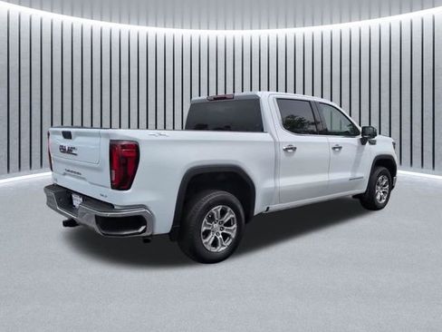 Certified 2025 GMC Sierra 1500 SLT AWD/4WD image 4